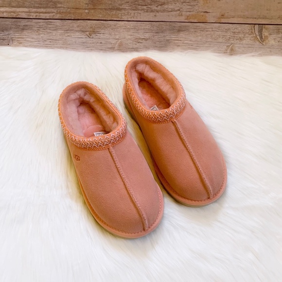 UGG Tasman Slipper For Outdoor/Indoor Use - Picture 6 of 8